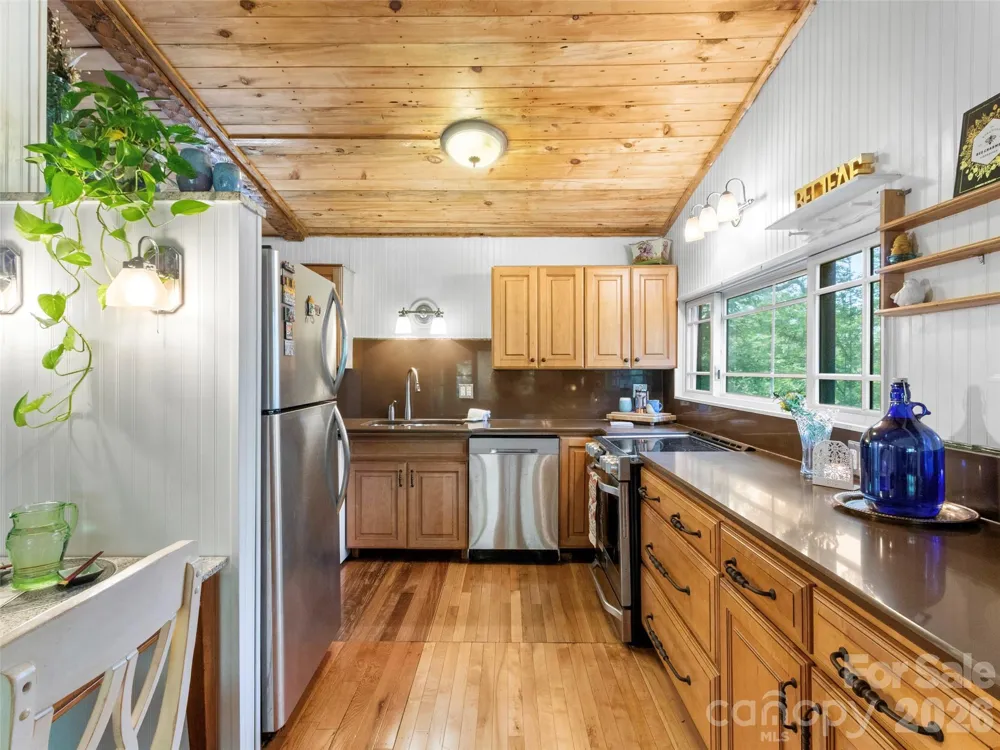 127 Riverview Drive #8 & 8B Asheville, NC 28806