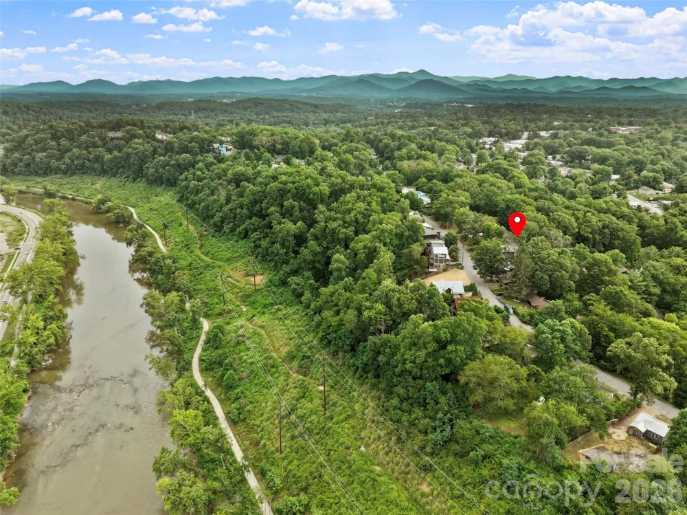 127 Riverview Drive #8 & 8B Asheville, NC 28806