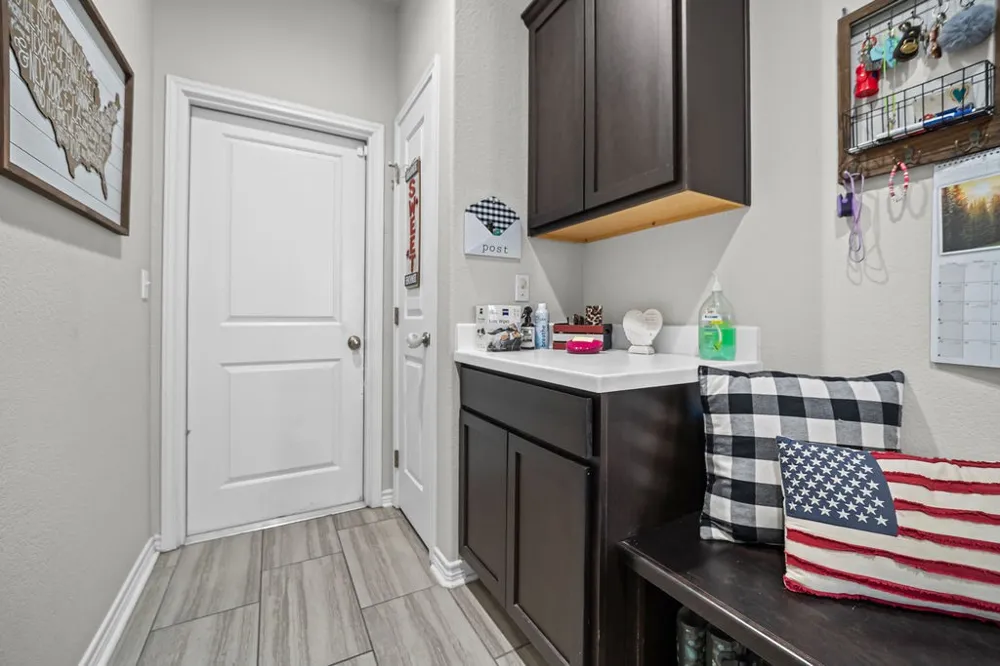1021 Pasadena Portland, TX 78374