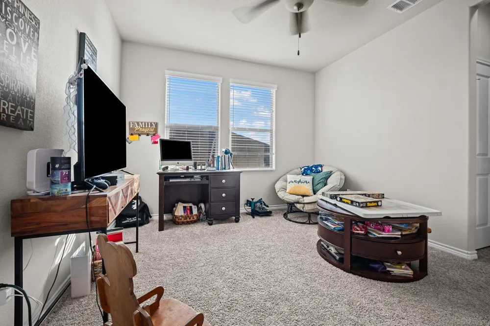 1021 Pasadena Portland, TX 78374