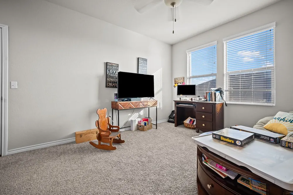 1021 Pasadena Portland, TX 78374
