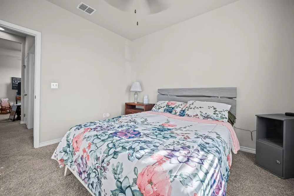 1021 Pasadena Portland, TX 78374