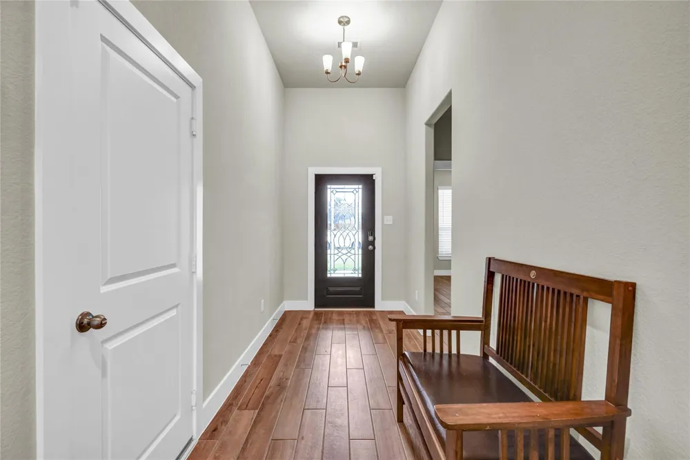 411 S Amherst Drive West Columbia, TX 77486