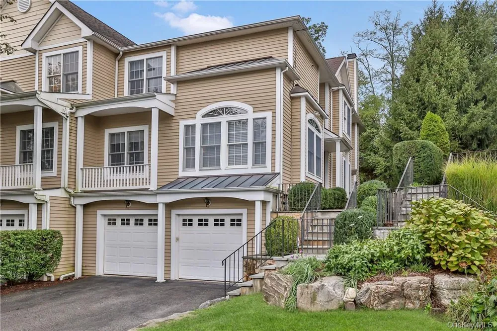 7 Hopkins Lane Armonk, NY 10504