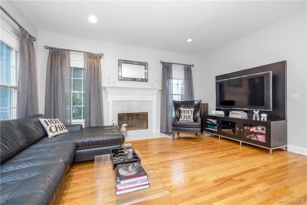 7 Hopkins Lane Armonk, NY 10504