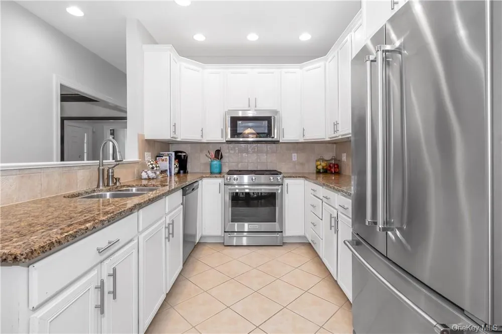 7 Hopkins Lane Armonk, NY 10504