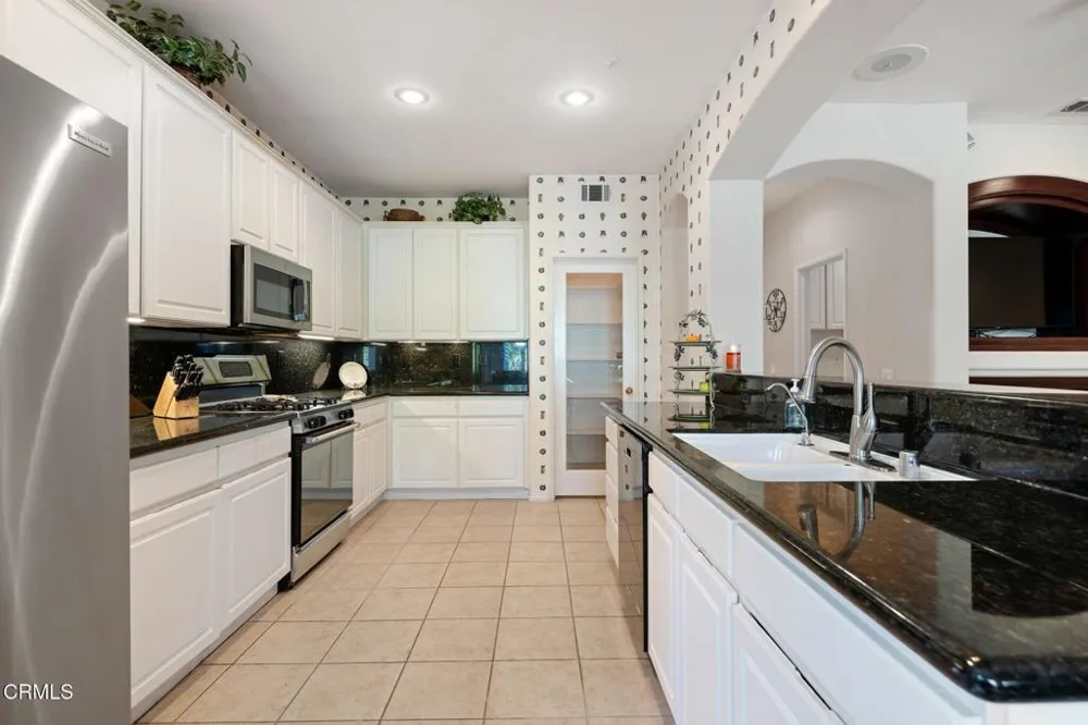 7718 Eisenhower Street Ventura, CA 93003