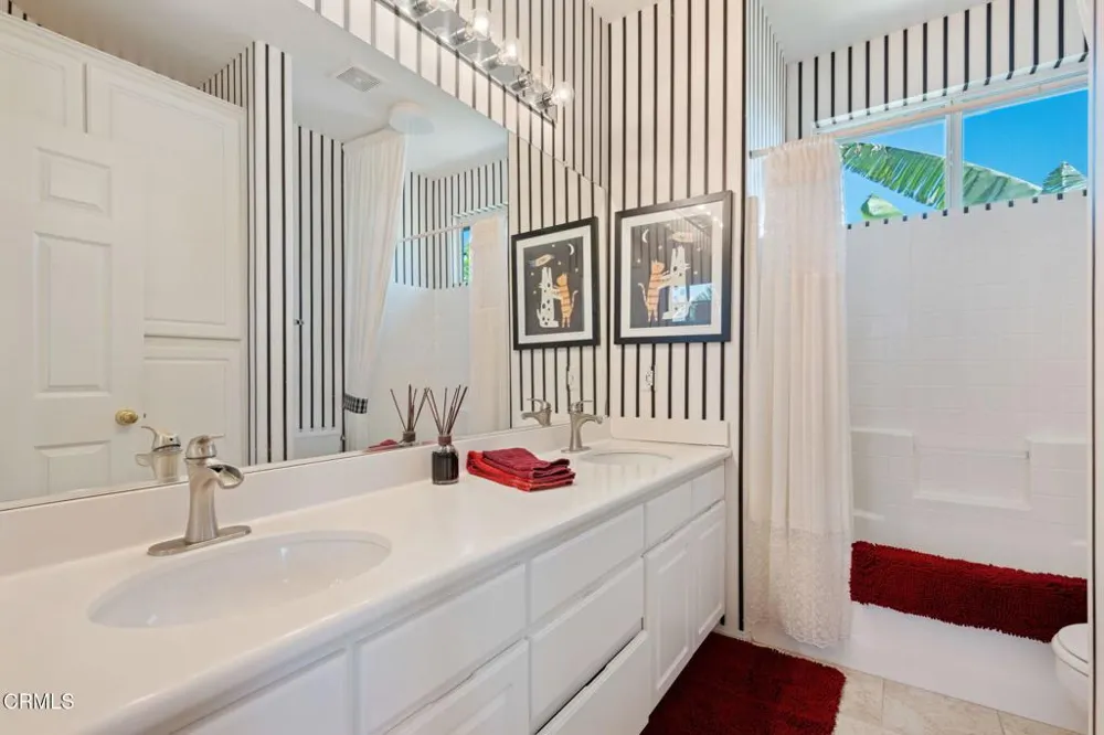 7718 Eisenhower Street Ventura, CA 93003
