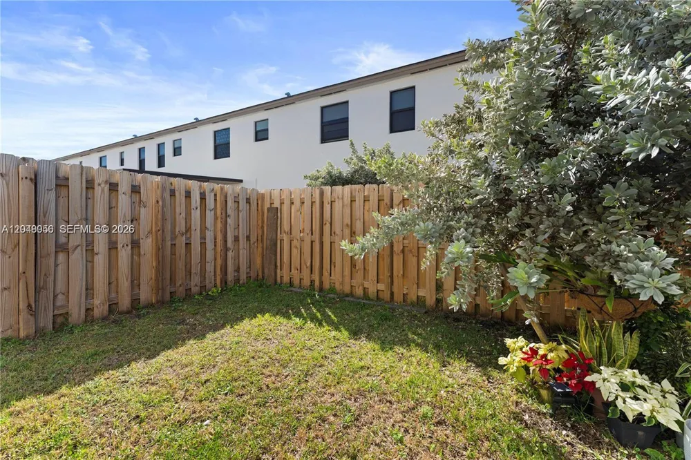 12958 SW 231st St Miami, FL 33170