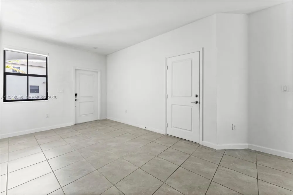 12958 SW 231st St Miami, FL 33170
