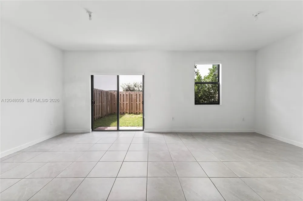 12958 SW 231st St Miami, FL 33170