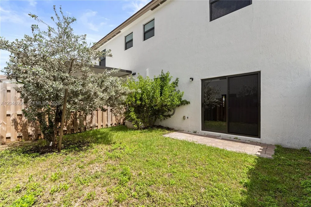12958 SW 231st St Miami, FL 33170