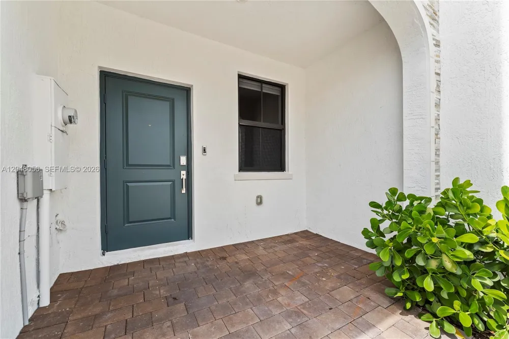 12958 SW 231st St Miami, FL 33170