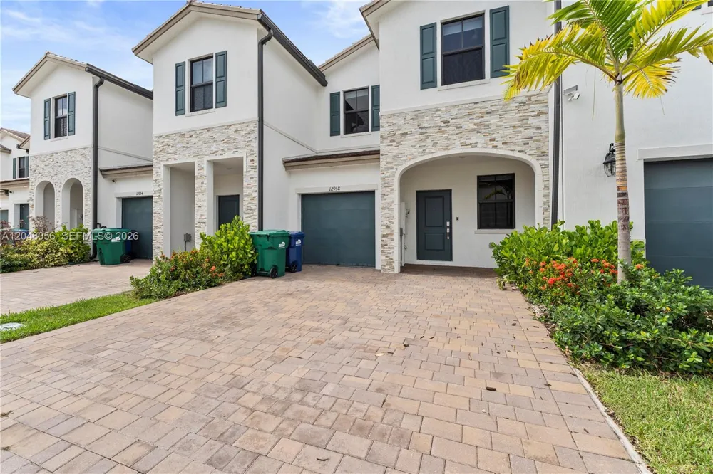12958 SW 231st St Miami, FL 33170