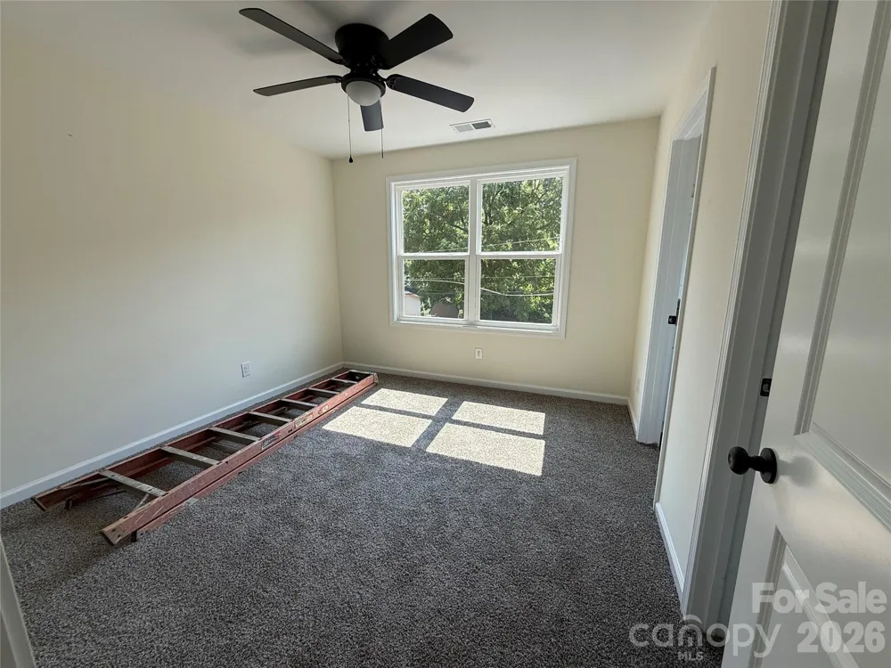 227 S Caldwell Avenue Newton, NC 28658