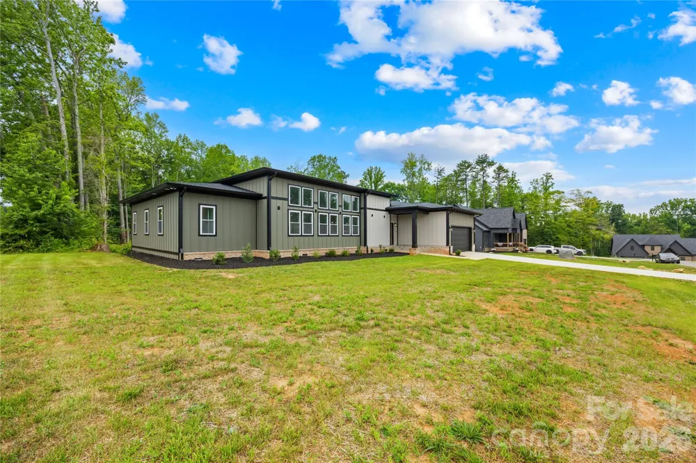 2003 Plain Field Drive Bessemer City, NC 28016