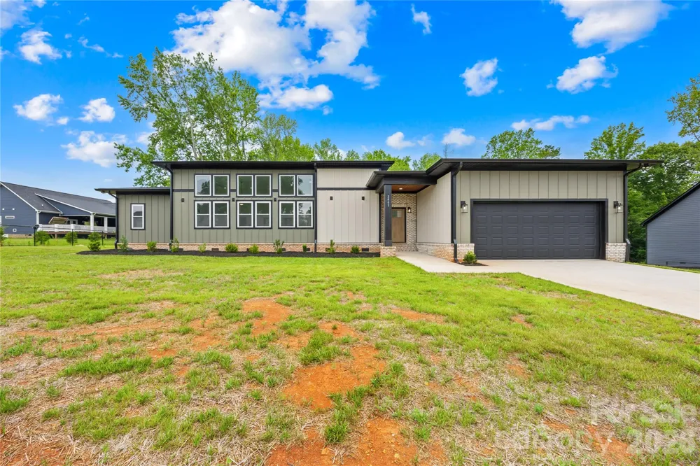 2003 Plain Field Drive Bessemer City, NC 28016