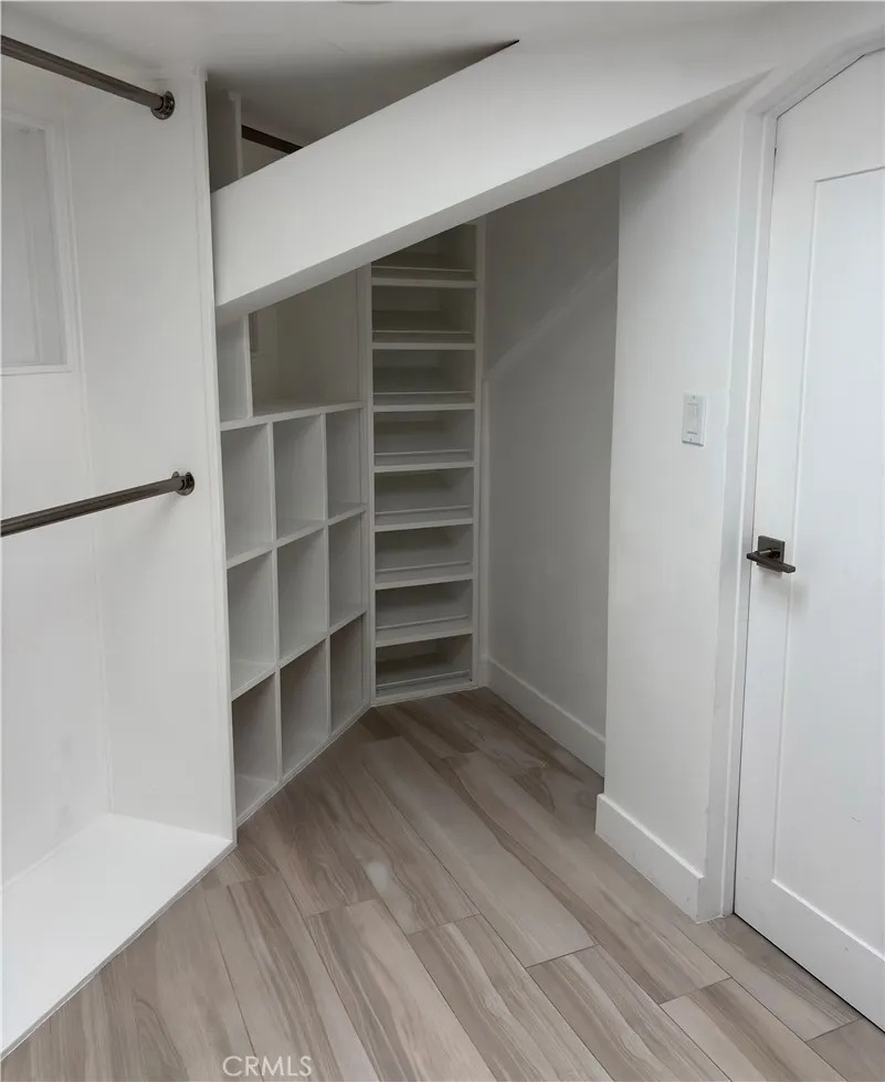 10051 Westwanda Drive Beverly Hills, CA 90210