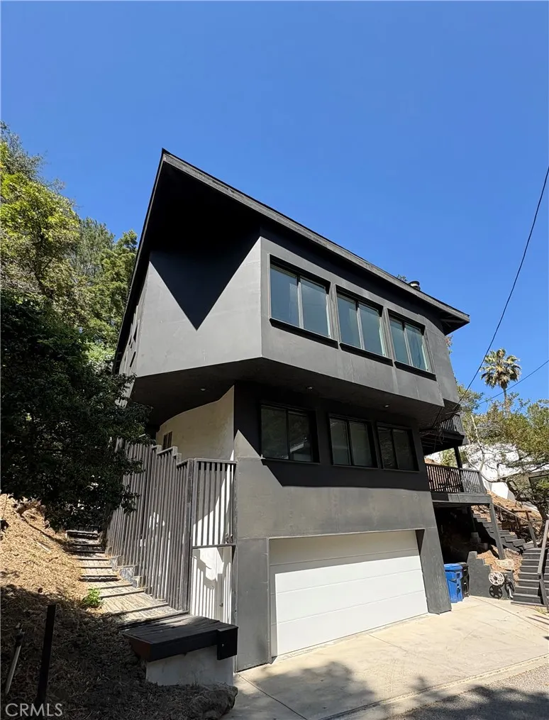 10051 Westwanda Drive Beverly Hills, CA 90210