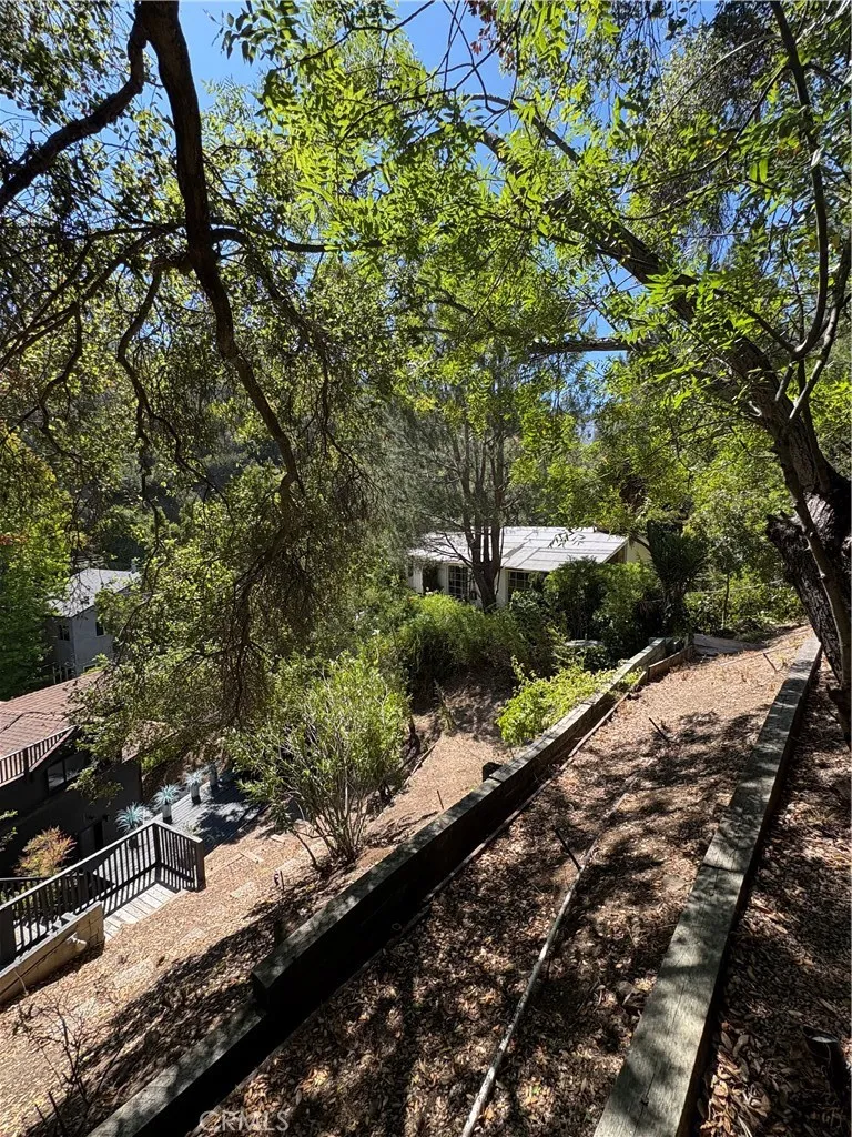10051 Westwanda Drive Beverly Hills, CA 90210