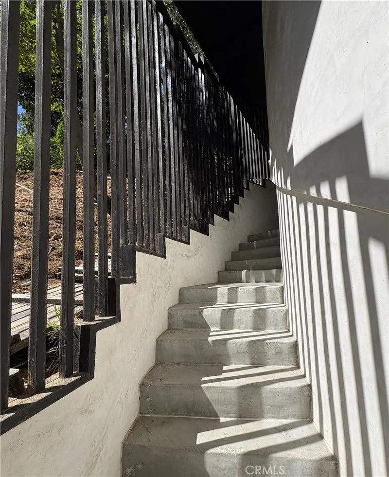 10051 Westwanda Drive Beverly Hills, CA 90210