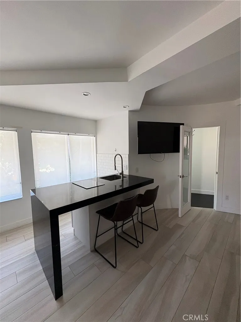 10051 Westwanda Drive Beverly Hills, CA 90210