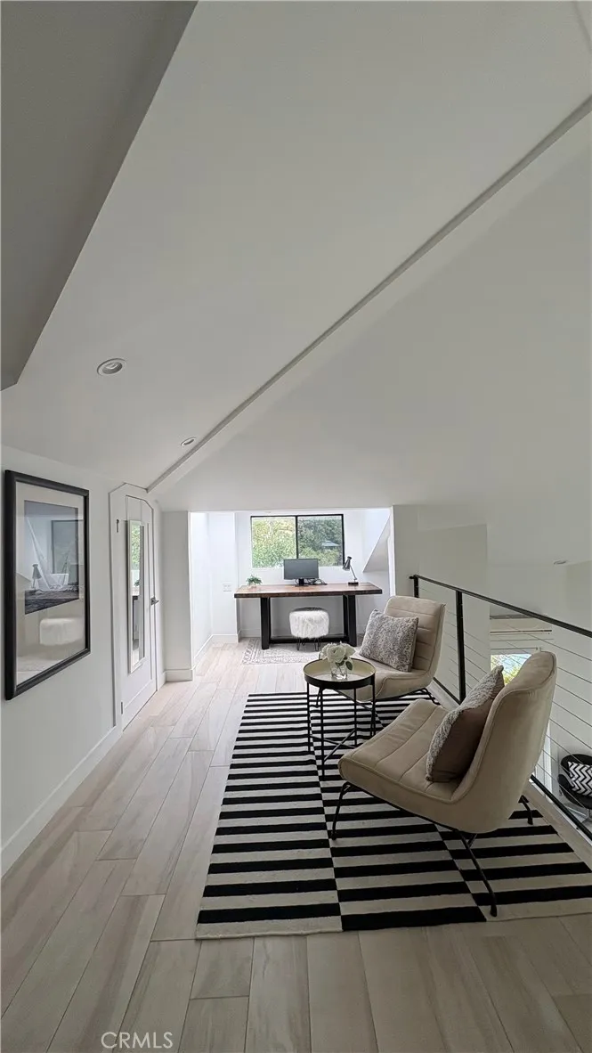10051 Westwanda Drive Beverly Hills, CA 90210
