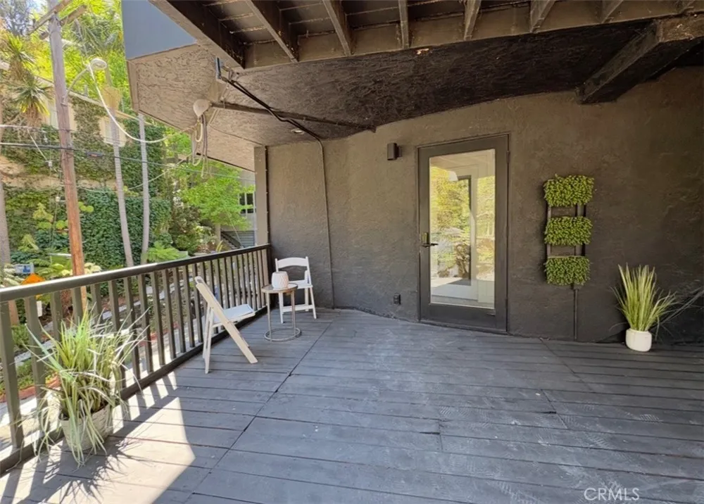 10051 Westwanda Drive Beverly Hills, CA 90210