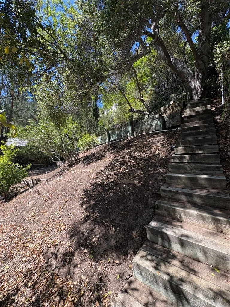 10051 Westwanda Drive Beverly Hills, CA 90210