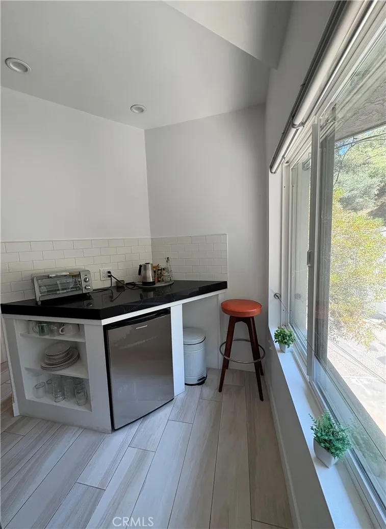 10051 Westwanda Drive Beverly Hills, CA 90210
