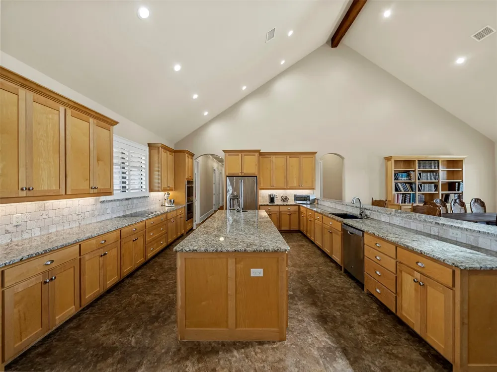 453 Tower Road Valley View, TX 76272