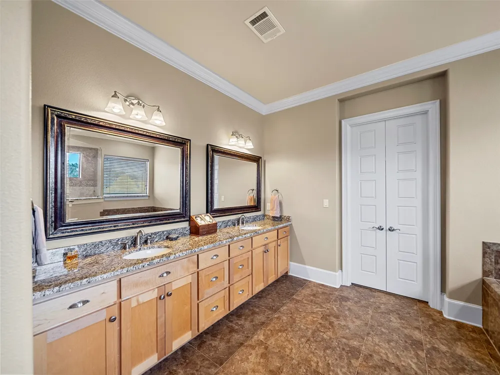 453 Tower Road Valley View, TX 76272