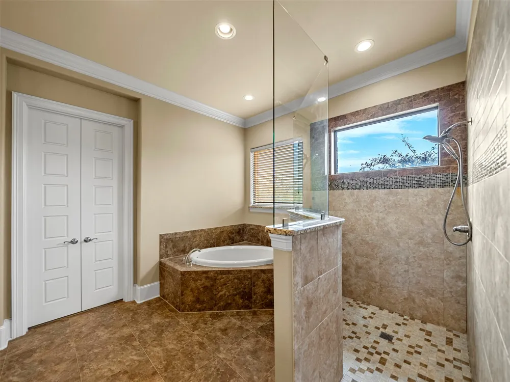 453 Tower Road Valley View, TX 76272