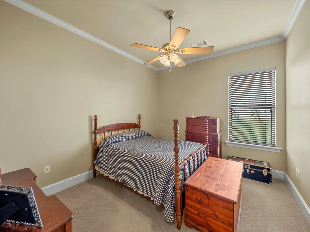 453 Tower Road Valley View, TX 76272
