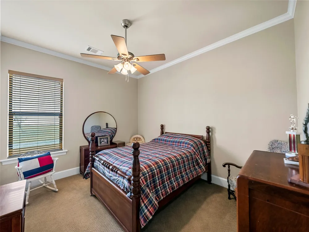 453 Tower Road Valley View, TX 76272