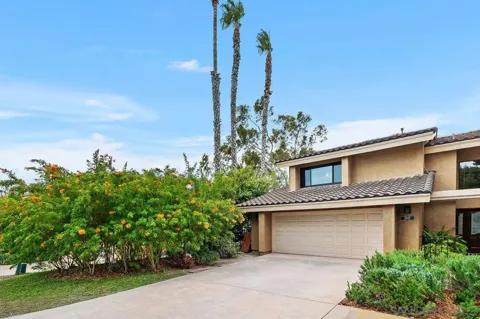 2509 Caminito Muirfield