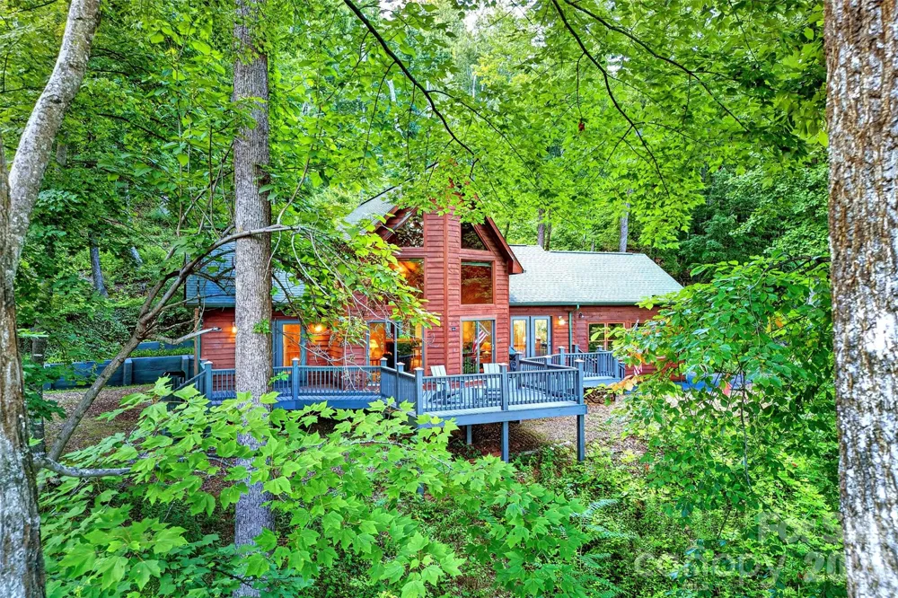 1506 Mckenzie Way S Old Fort, NC 28762
