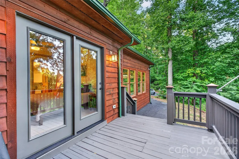 1506 Mckenzie Way S Old Fort, NC 28762