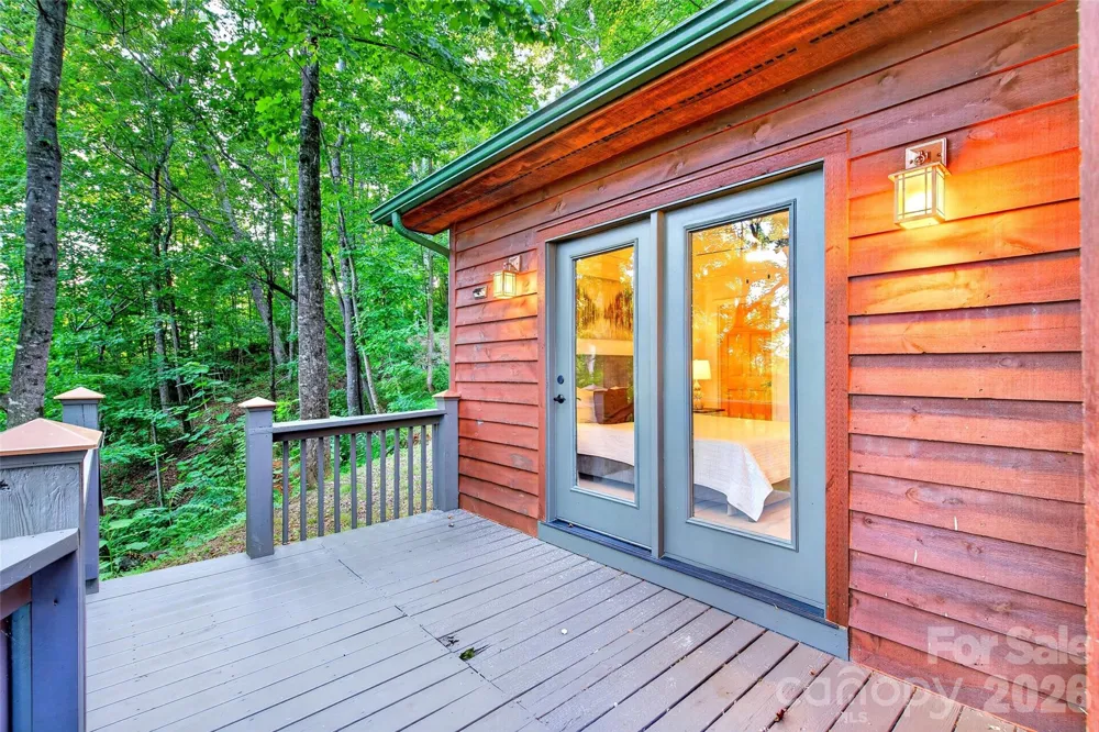 1506 Mckenzie Way S Old Fort, NC 28762