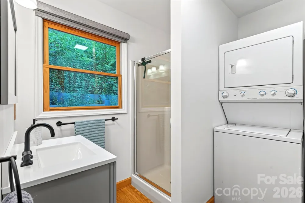 1506 Mckenzie Way S Old Fort, NC 28762