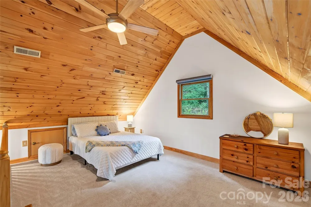 1506 Mckenzie Way S Old Fort, NC 28762