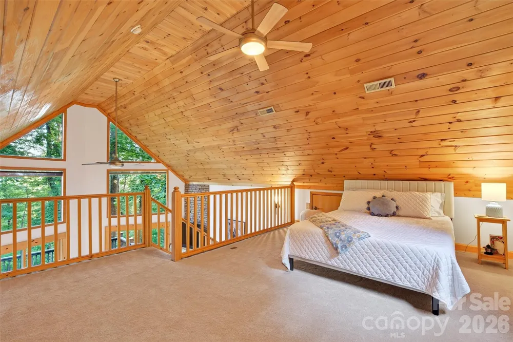 1506 Mckenzie Way S Old Fort, NC 28762