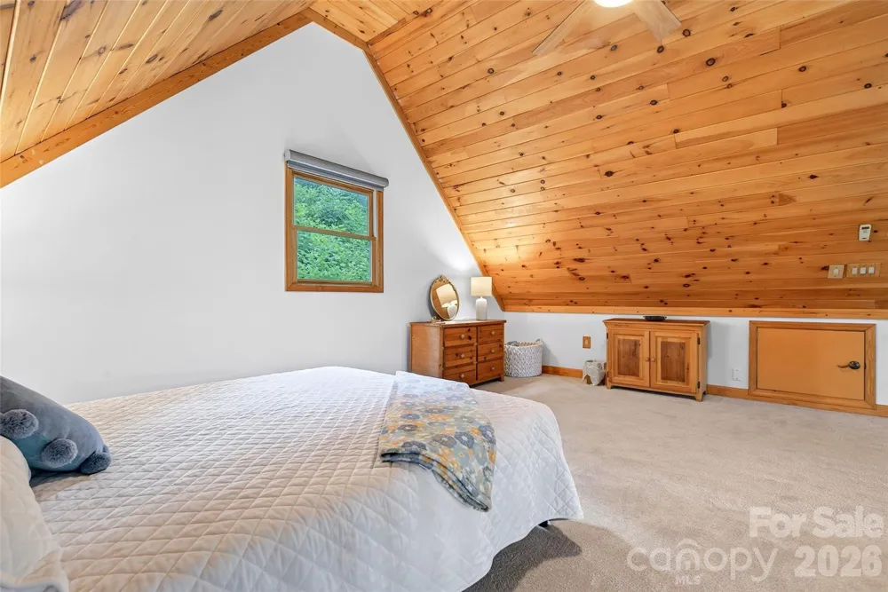 1506 Mckenzie Way S Old Fort, NC 28762