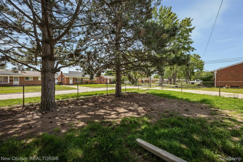 1720 Westbrook Drive Madison Heights City, MI 48071