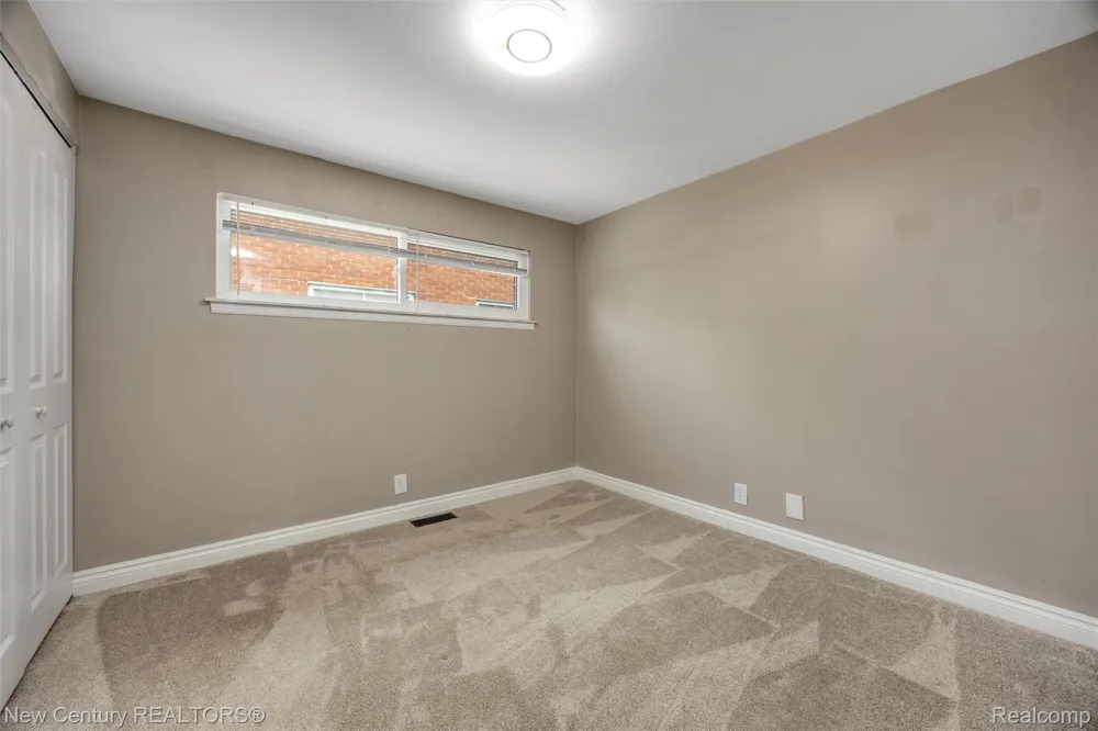 1720 Westbrook Drive Madison Heights City, MI 48071