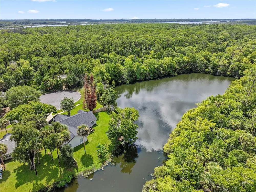 427 PENDREY DRIVE Port Orange, FL 32127