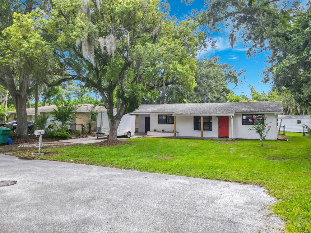 702 AVENUE A Daytona Beach, FL 32117