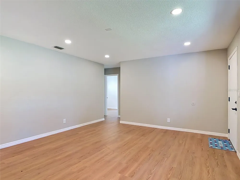 702 AVENUE A Daytona Beach, FL 32117
