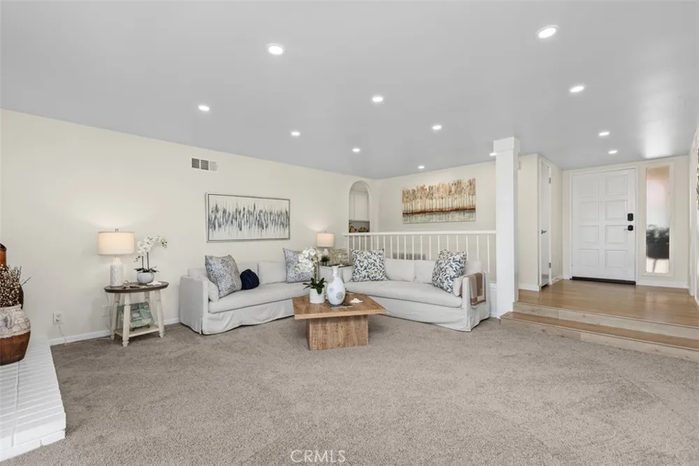 27808 Paguera Mission Viejo, CA 92692