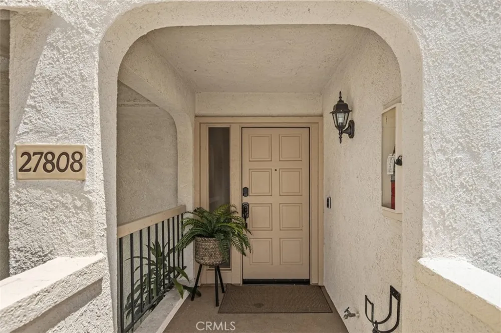 27808 Paguera Mission Viejo, CA 92692